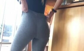Big ass leggings girl video