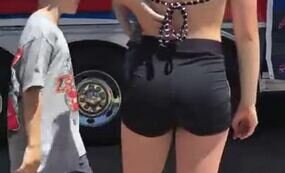 Slut by the food truck