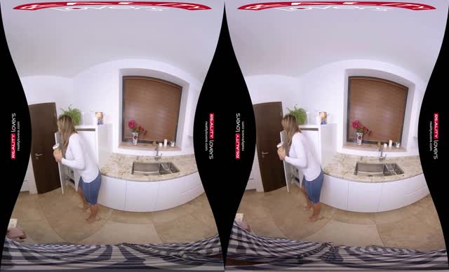 Sex with your MILF neighbour in VR